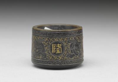 图片[2]-Rhinoceros horn archer’s ring with gold and silver filigree inlay, Qing dynasty, Qianlong reign (1736-1795)-China Archive